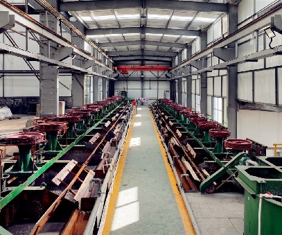 三班接力，晝夜不息｜王家河選礦廠(chǎng)里的堅(jiān)守與傳承